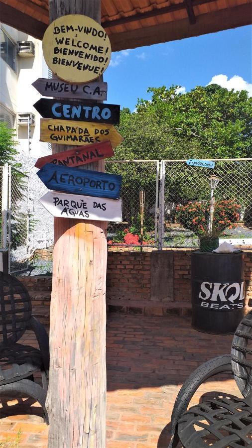 Casarao Hostel Cuiaba מראה חיצוני תמונה