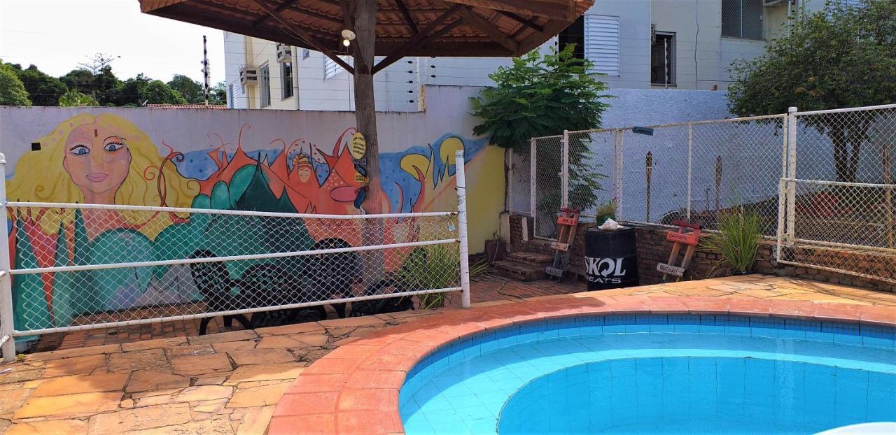 Casarao Hostel Cuiaba מראה חיצוני תמונה